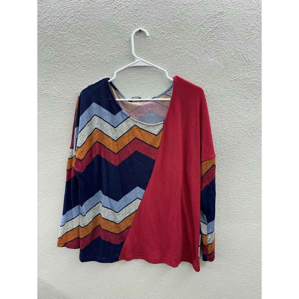 Tendency Womens Blouse Size Medium Red Chevron Colorblock Long Sleeve NWTs